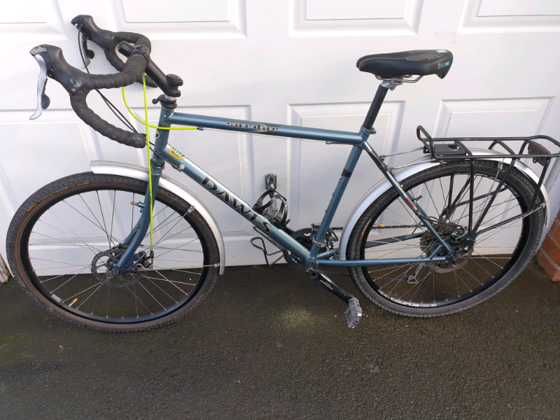 gumtree touring bike
